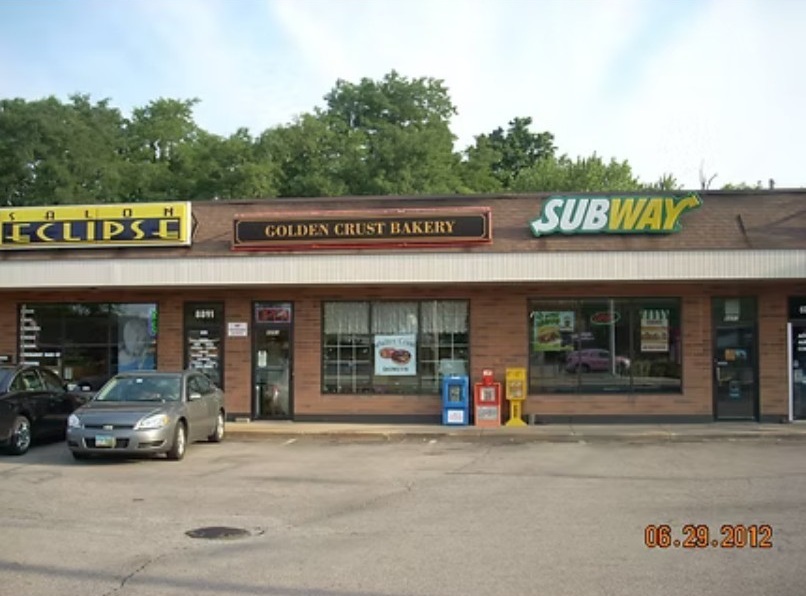 Golden Crust Bakery storefront exterior